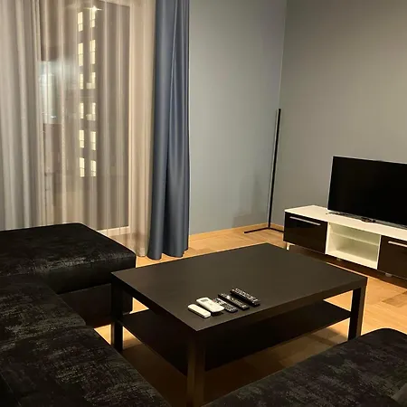 Apartment Spacious And Cozy With A Balcony In A High-rise Building *